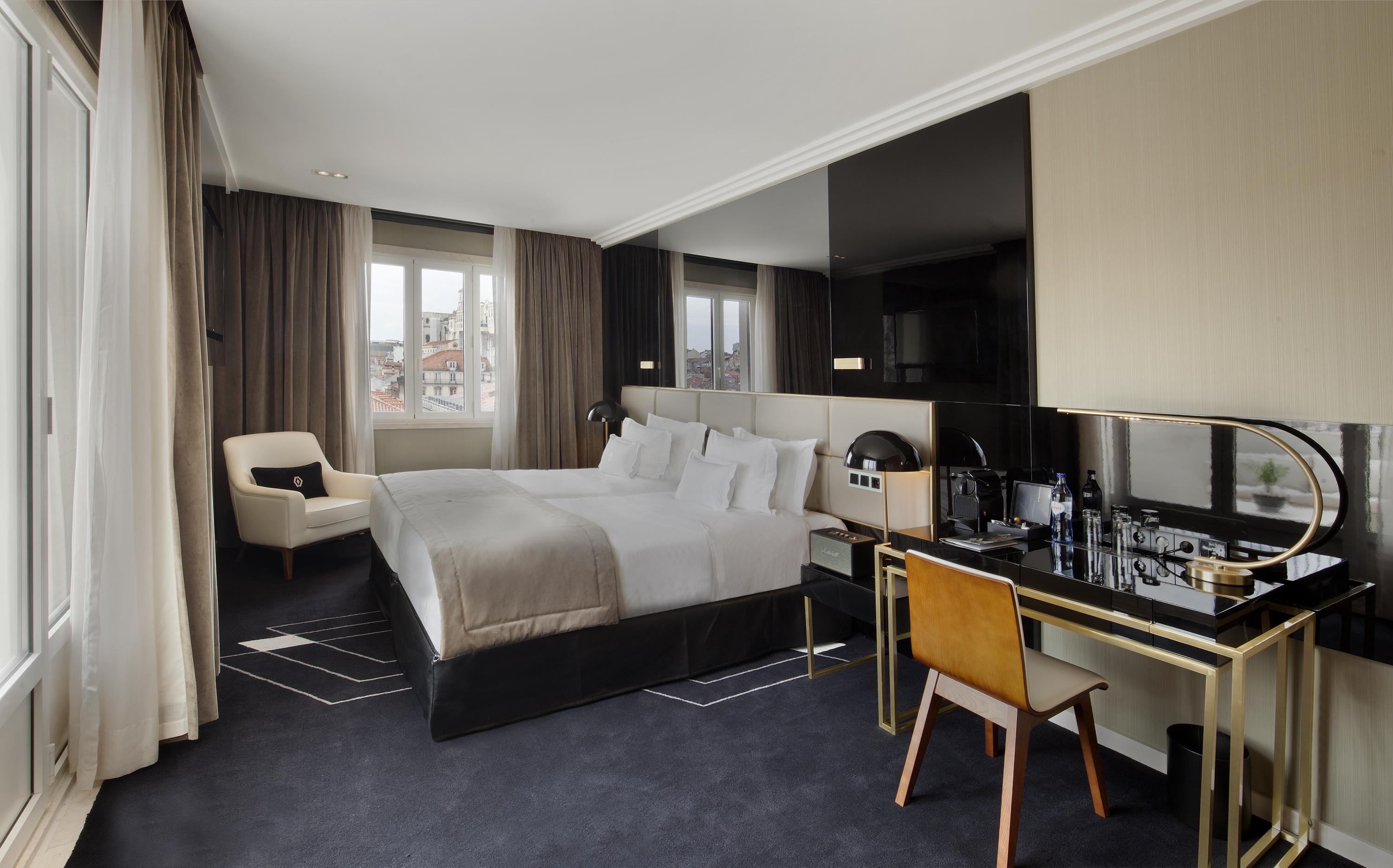 Altis Avenida Hotel Lisbon Exterior photo Deluxe room