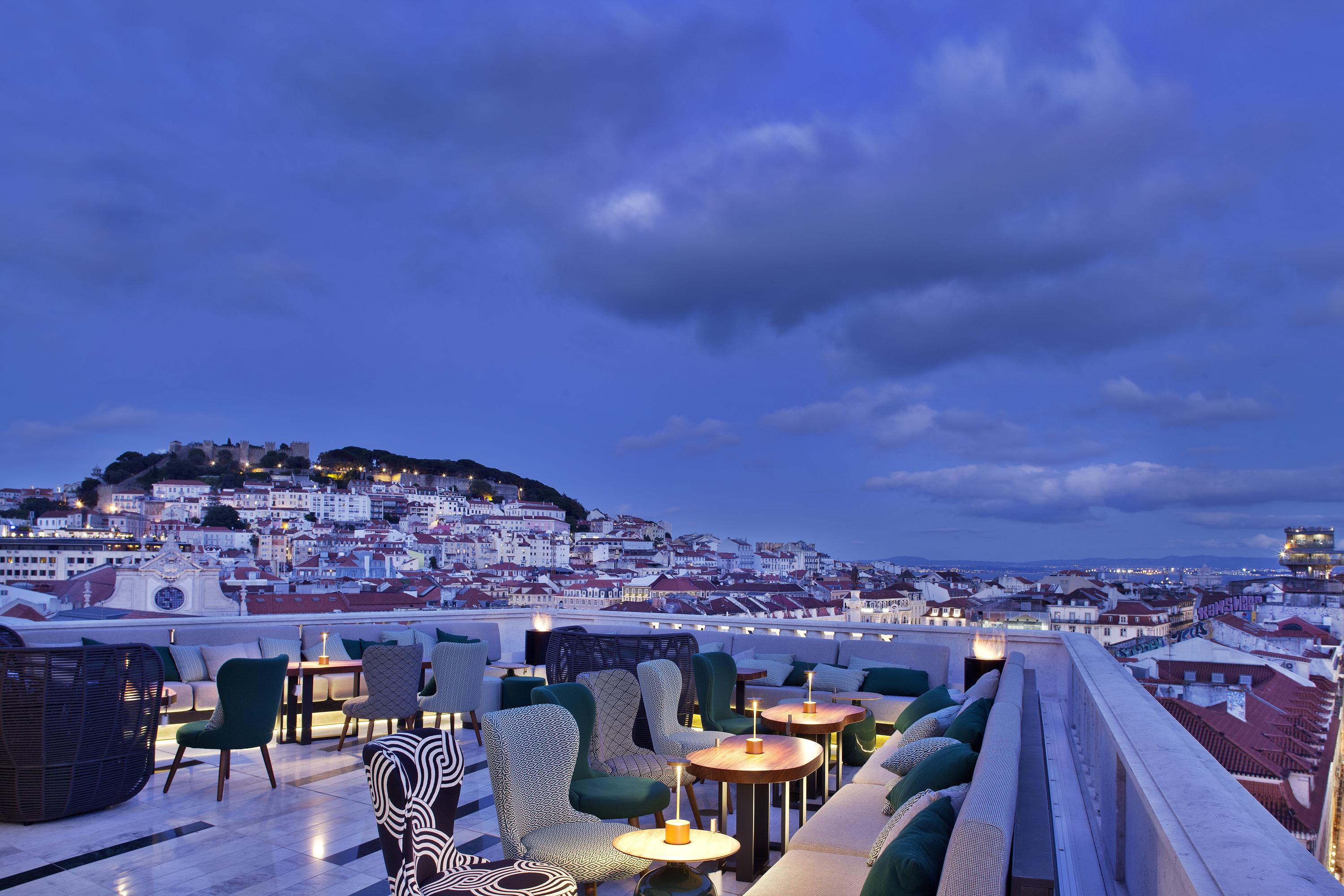 Altis Avenida Hotel Lisbon Exterior photo Rooftop bar at the Hotel