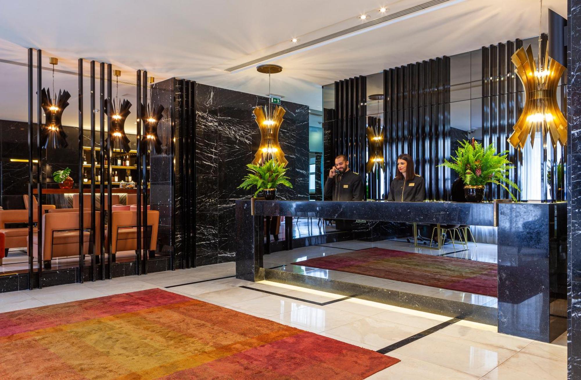 Altis Avenida Hotel Lisbon Exterior photo The lobby of the hotel
